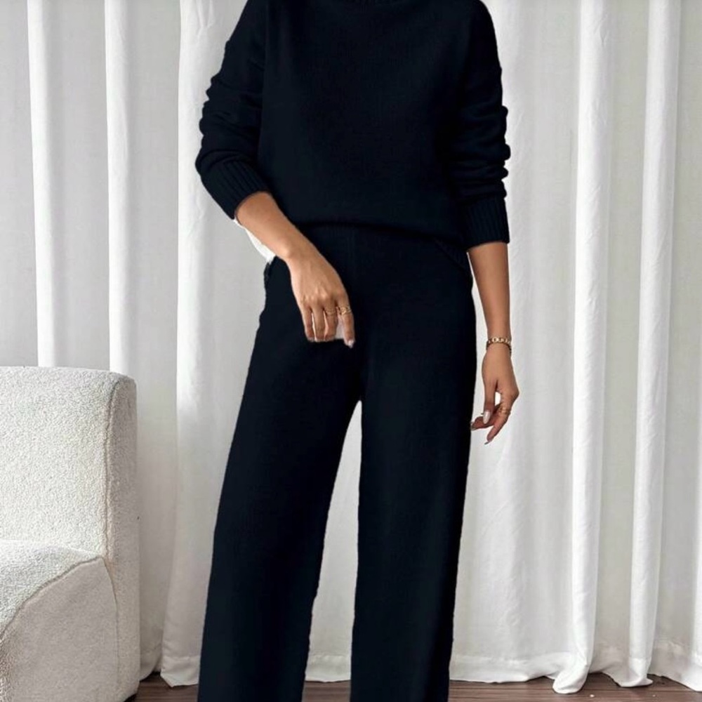 Elegant Black Women's 2 pc Sweater Set